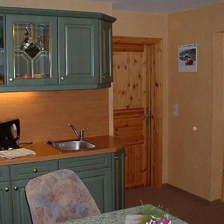 Haus Waldeck Neuhermsdorf